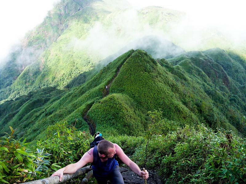 hiking in sapa